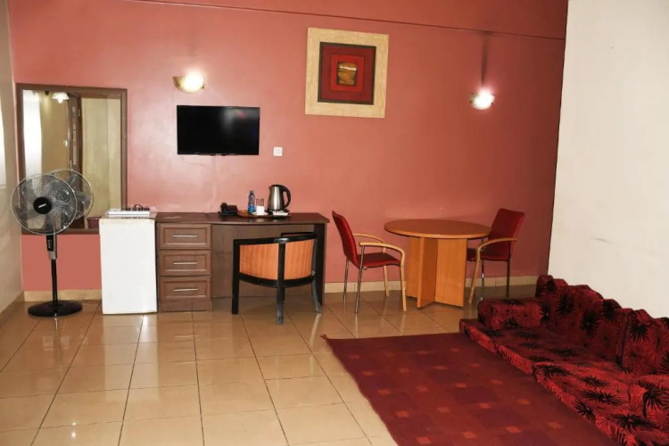 Jamia Central Hotel