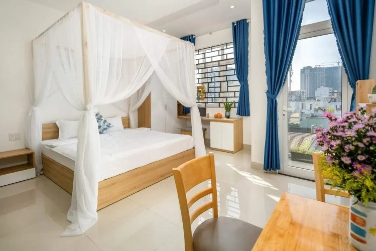 Deluxe Double room with city view