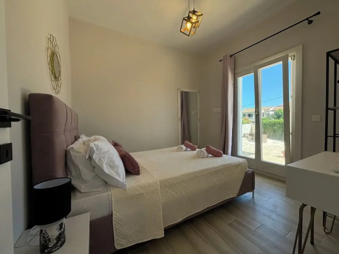 Christiano Apartments
