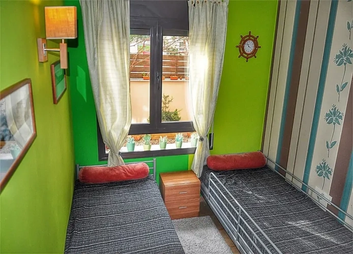 2 Bedrooms Apartment