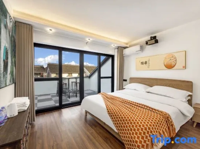 Standard Double room with balcony and with river view