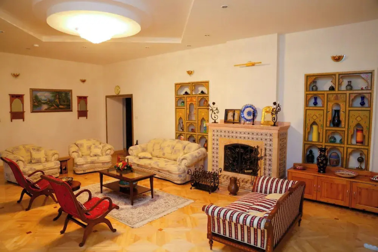 Ikat Villa