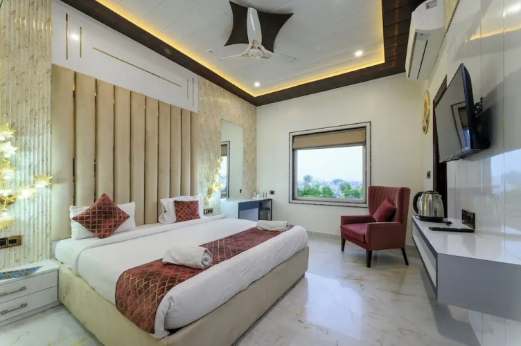 Prince Diamond Hotel
