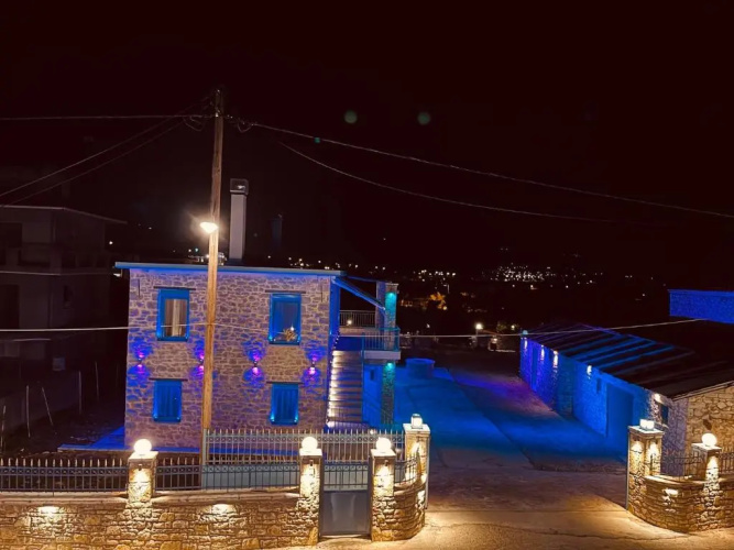ΒΙΛΛΑ ΤΟ ΠΕΤΡΙΝΟ stone bild villa full equipment