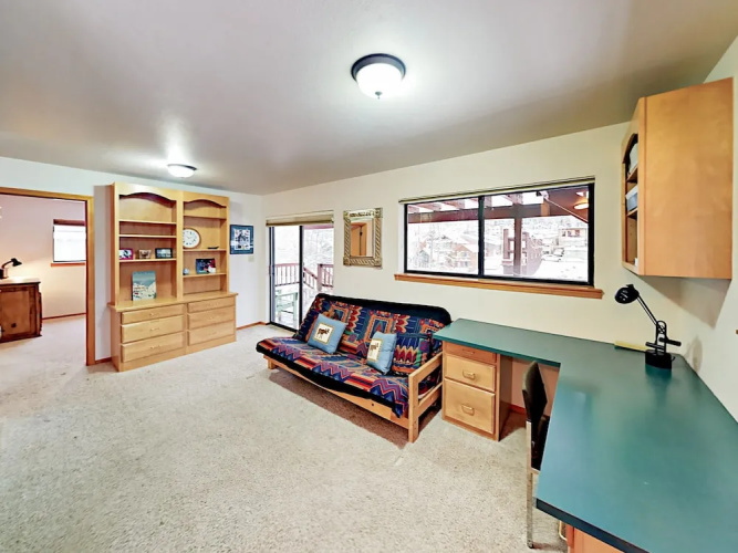 Riverfront Retreat - 3 Br Home