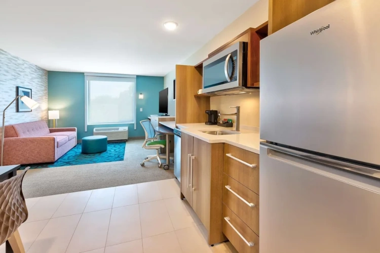 1 Bedroom Suite