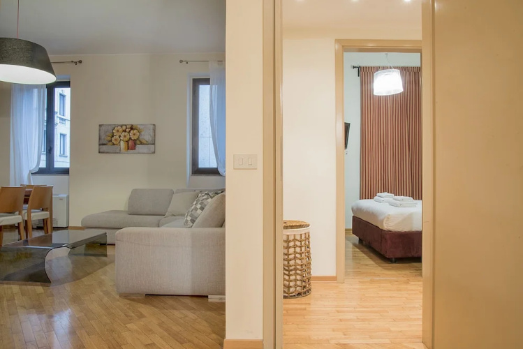 easyhomes - San Babila Corridoni
