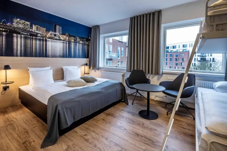 Standard Quadruple room