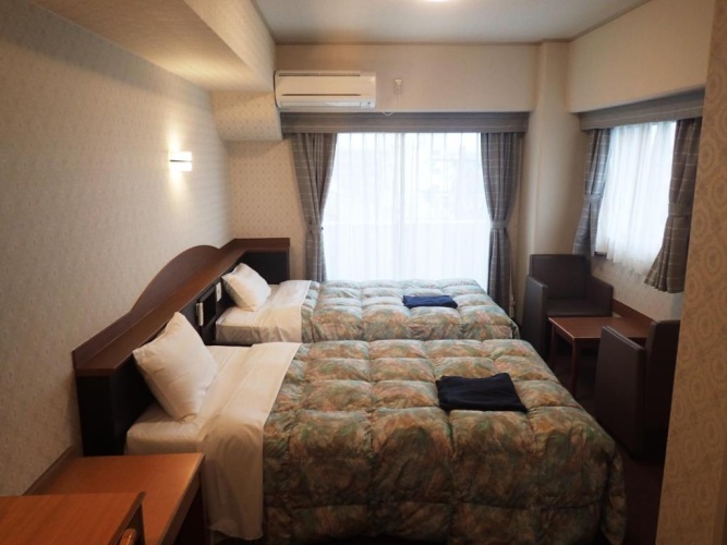 Twin room