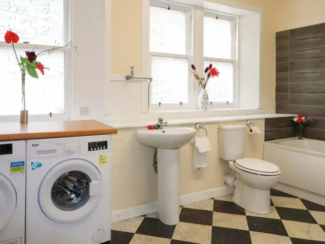 Rob Roy Apartment