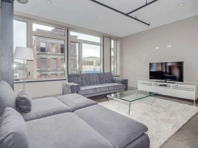 2 Bedrooms Luxury Apartment