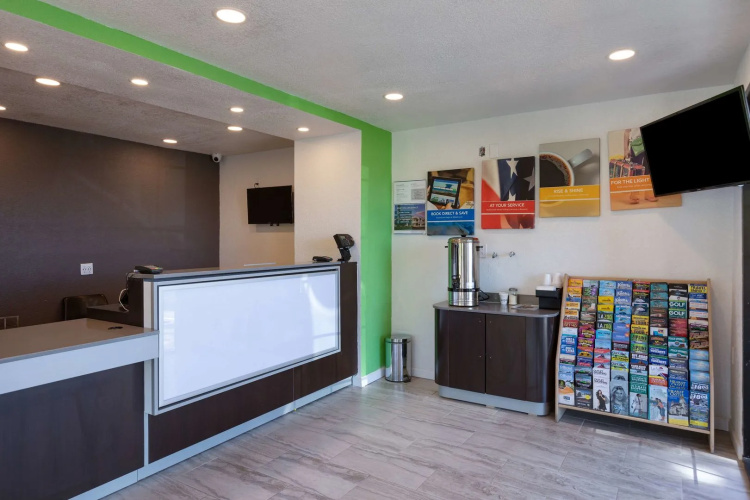Studio 6 Barstow, CA