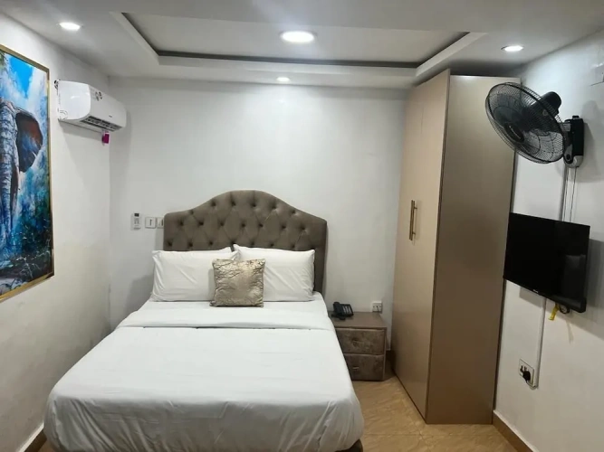 Deluxe Single room