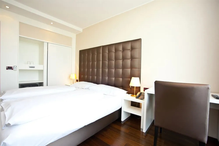 Pakat City Hotel