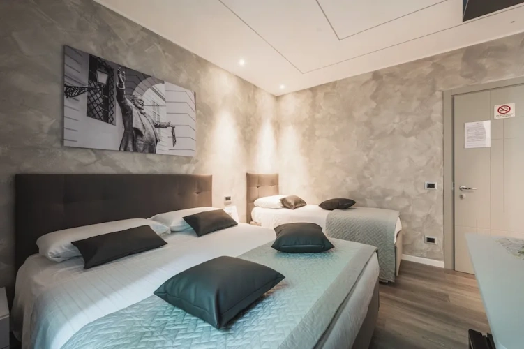 Comfort Triple room with city view
