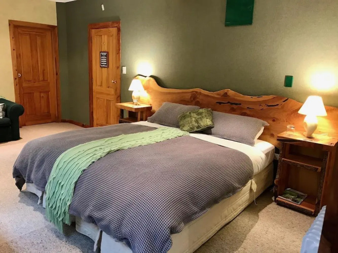 Murchison LodgeOver view