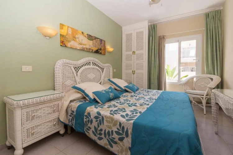 Los Olivos 13 - One Bed