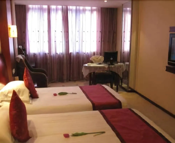 Jinlong Hotel