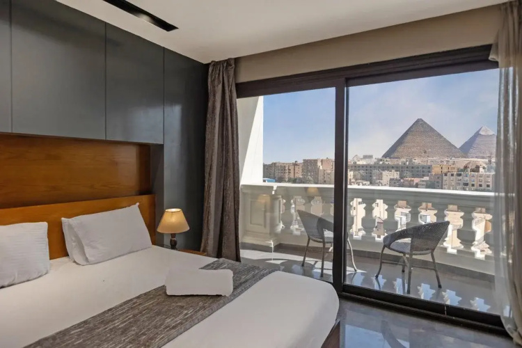 pyramids Yard Hotel