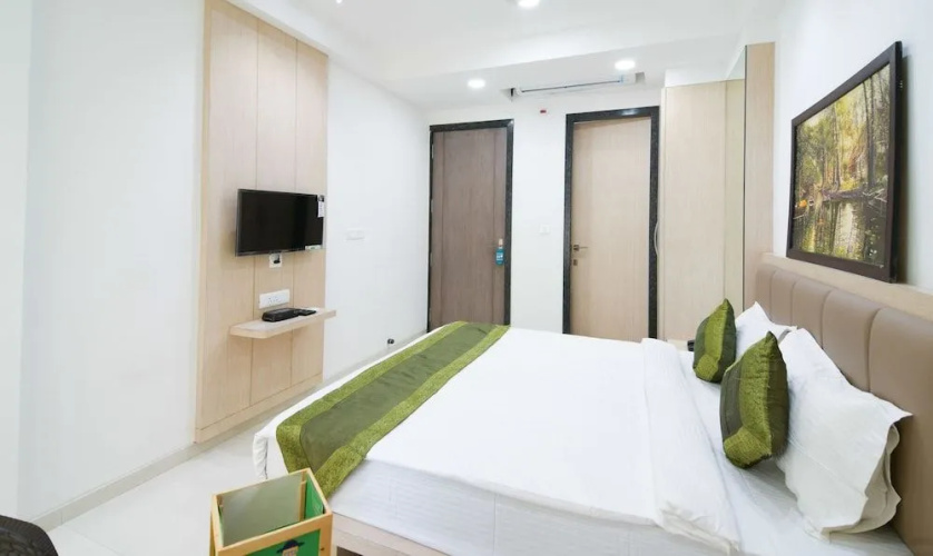 Treebo Avadh Residency