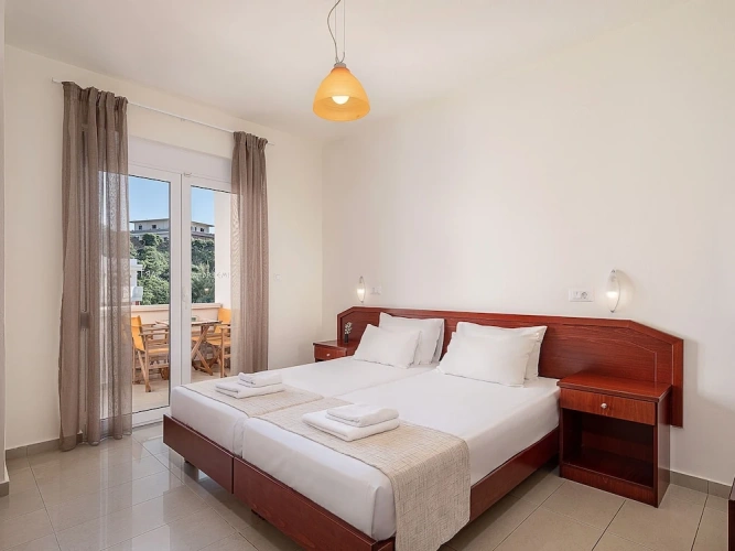 Deluxe Apartment with balcony and with pool view
