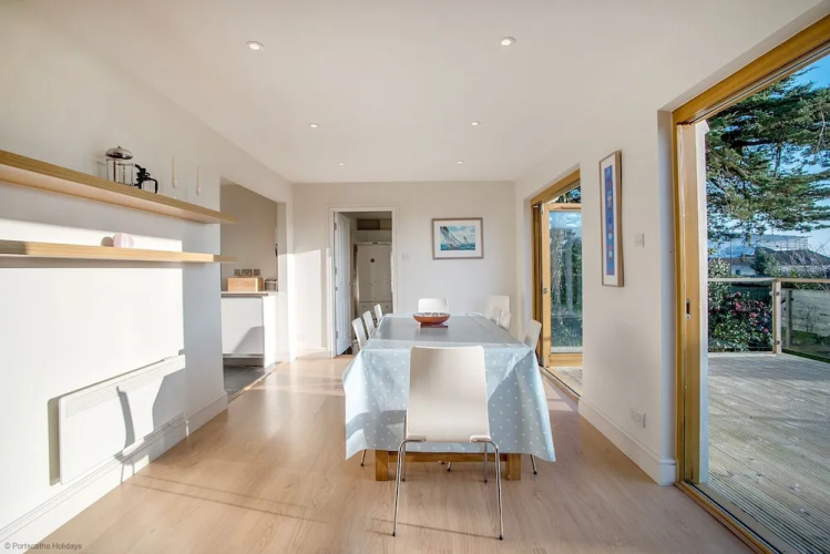Medlar Cottage