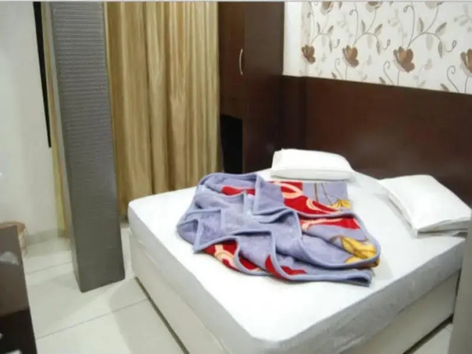 Hotel Poonam Palace