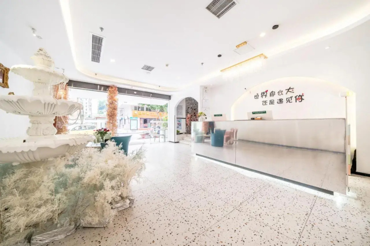 InnStar Hotel