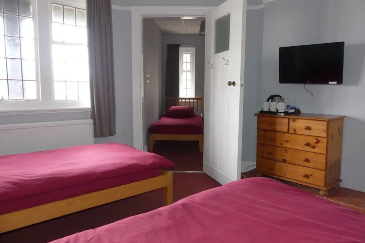 Crosskeys Hotel