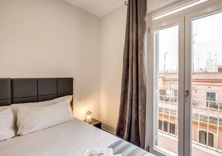 Standard Double room with balcony and with city view