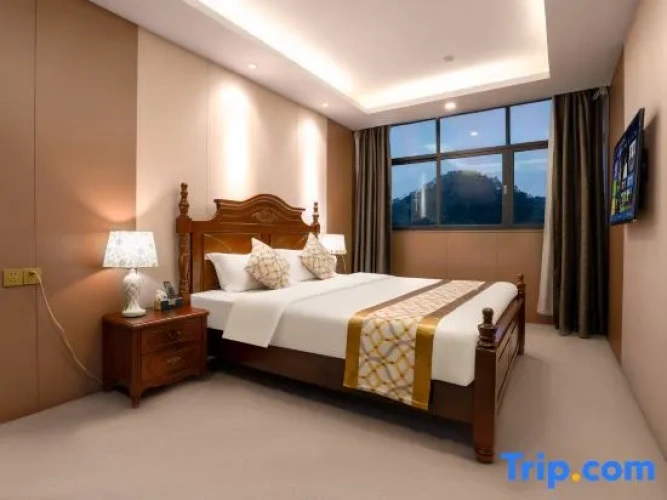 2 Bedrooms Suite with city view