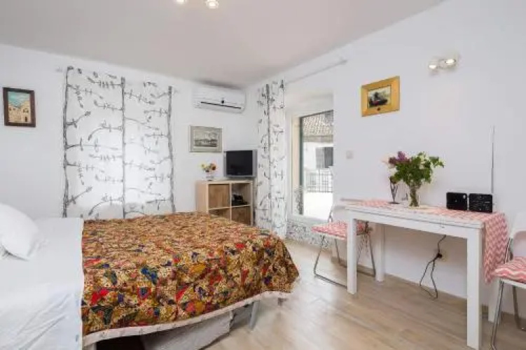 Phoenix Studio Apartment