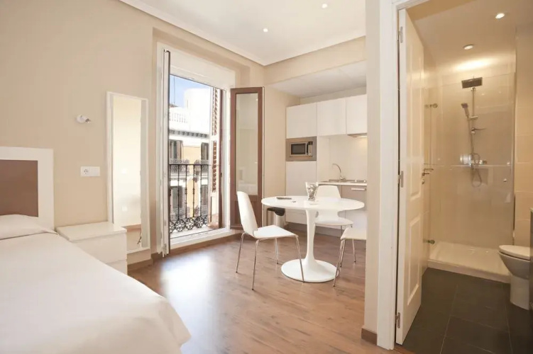 Sol Square Apartments