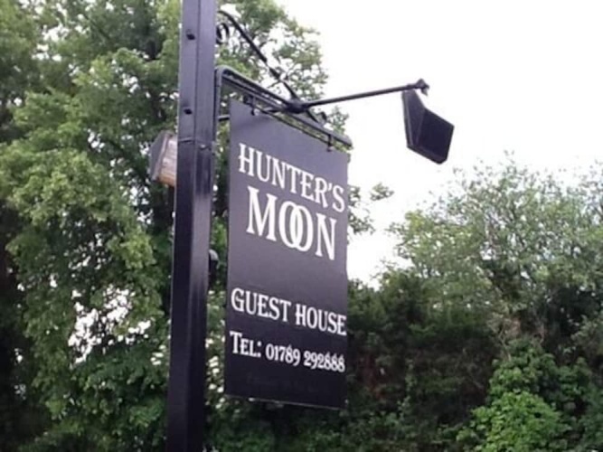 Hunter's Moon Guest House