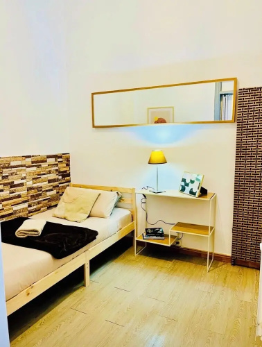 Basic Interior Apartment Sagrada Familia