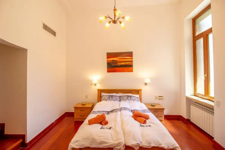 Art apartment in Mamila