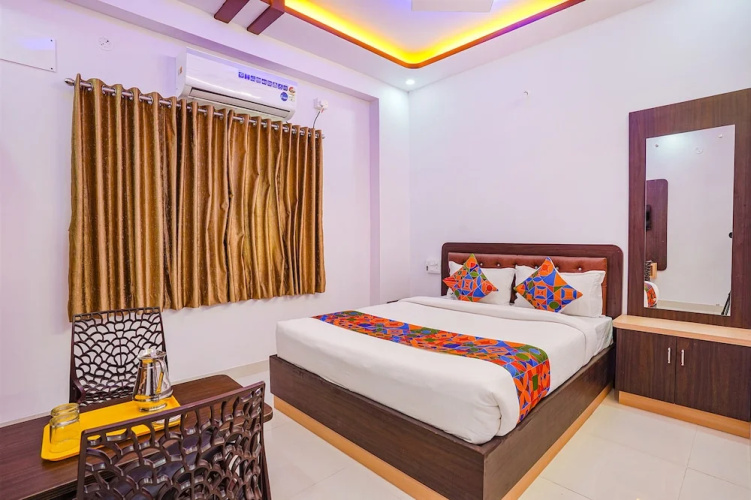 Fabhotel Sri Ram Comforts