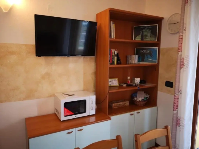 Apartment with balcony