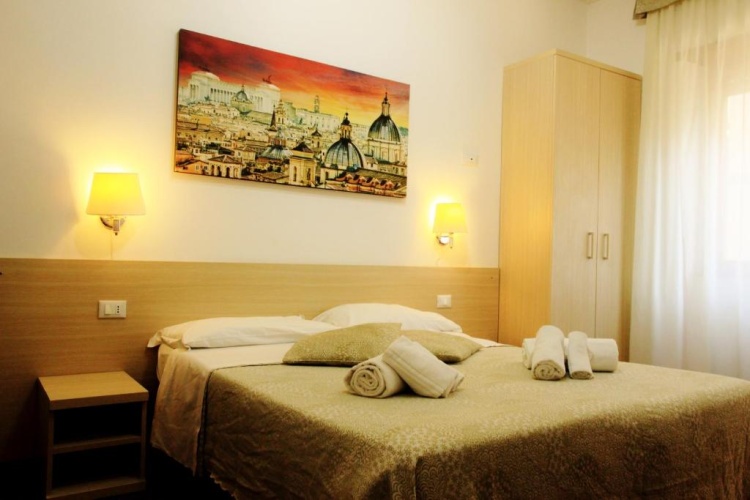 Deluxe Quadruple room