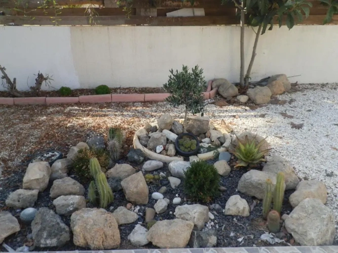 4 Bedrooms Villa