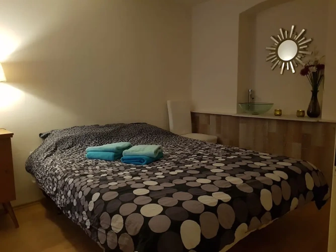 1 Bedroom Business Apartment