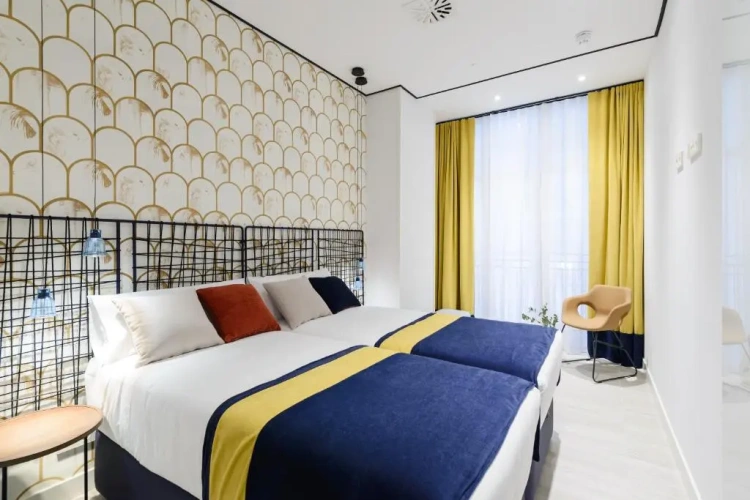 2 Bedrooms Apartment
