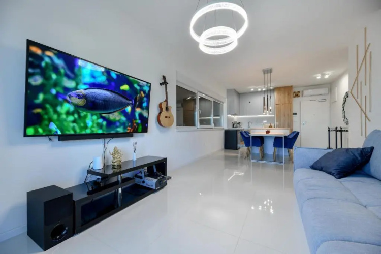 Dream House Apartment