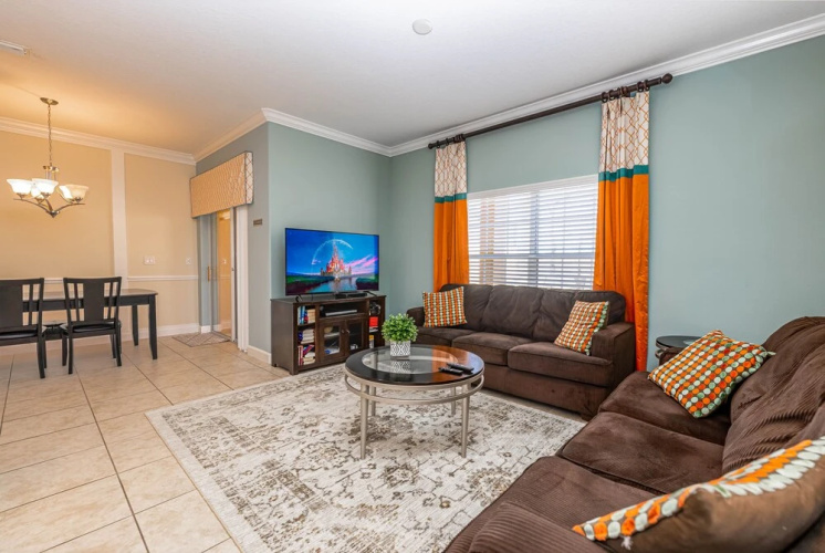 8913pp 4 Bedroom Townhouse by Redawning