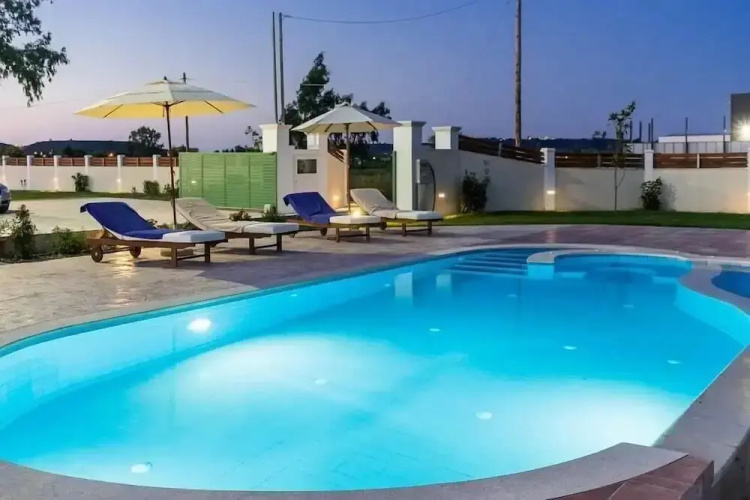 Villa Kampos