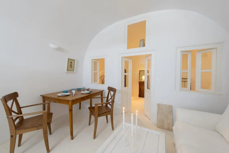 Agapi Cave House