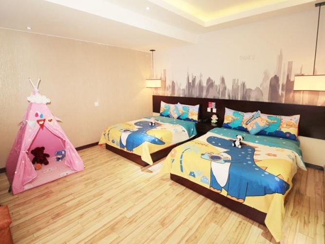 Standard Family room