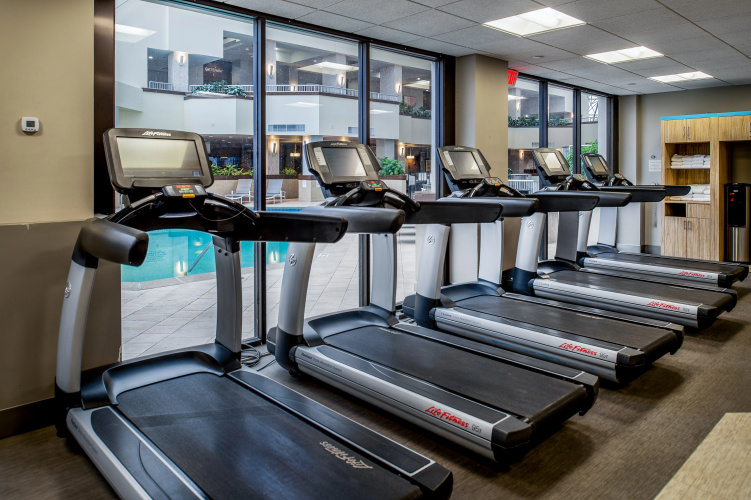 Crowne Plaza St. Louis Airport photo 27