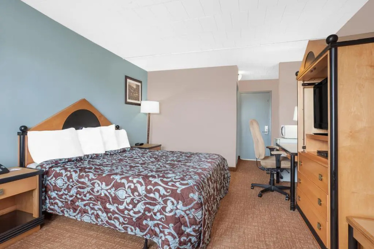 Belmont inn