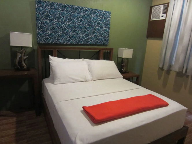 The Purple Tree Bed & Breakfast